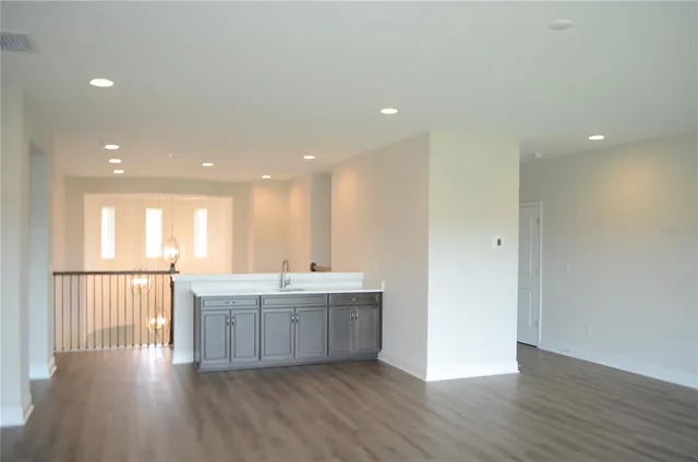 $6,000 | 35482 Big Hawk Drive, Zephyrhills, FL 33541