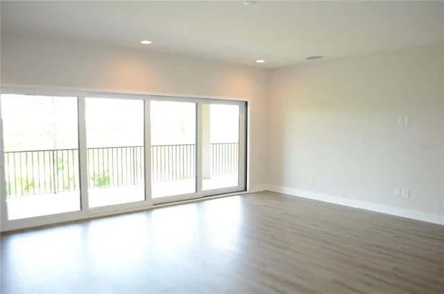 $6,500 | 35482 Big Hawk Drive, Zephyrhills, FL 33541