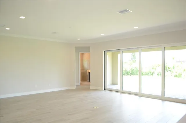 $6,500 | 35482 Big Hawk Drive, Zephyrhills, FL 33541