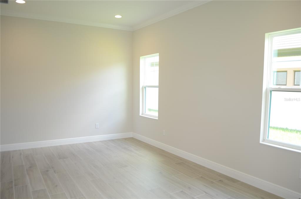 35482 Big Hawk Drive Zephyrhills, FL 33541 - Photo 8 of 38