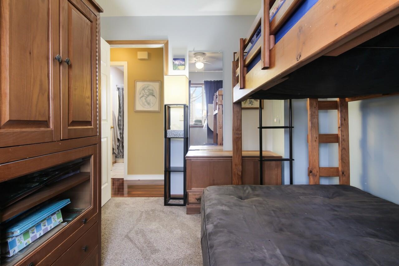 7756 East Birch Point Road Traverse City, MI 49684 - Photo 10 of 30 1895652-9.JPG