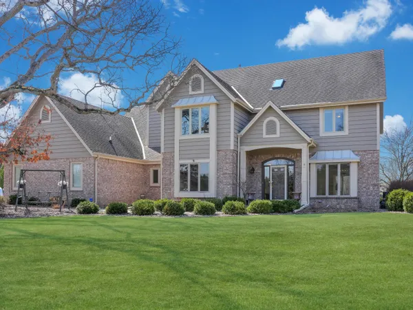$985,000 | 9223 Wyndham Hills Court, Franklin, WI 53132