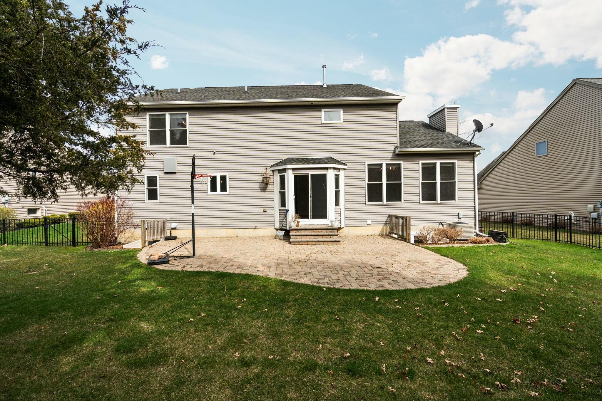 3738 Burnham Road Ann Arbor, MI 48108 - Photo 8 of 92 tempImageqk9AlH