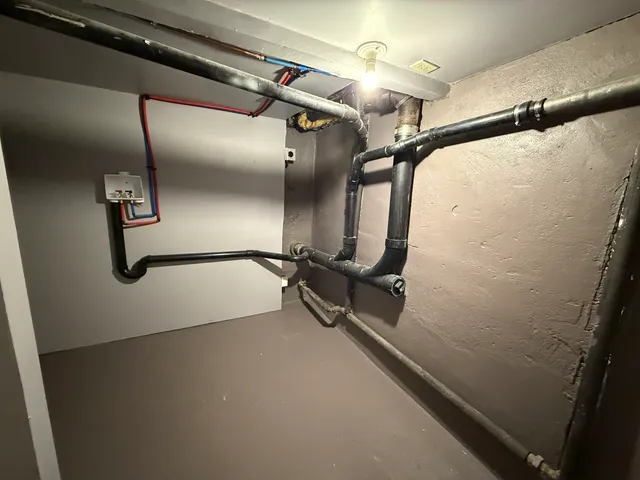 $249,900 | 3707 East Bridgeport Avenue, Spokane, WA 99217