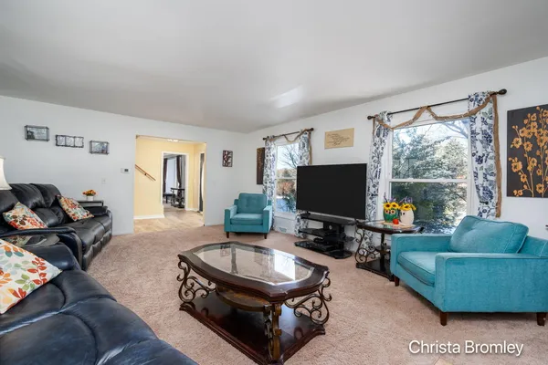 $519,900 | 12740 Triple Oak Drive Northeast, Lowell, MI 49331