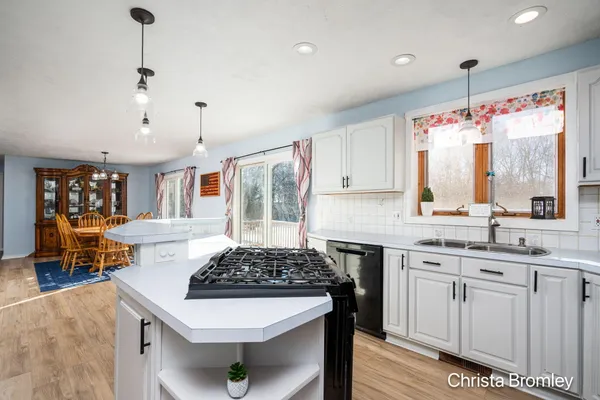 $519,900 | 12740 Triple Oak Drive Northeast, Lowell, MI 49331