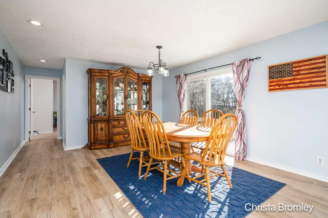 $559,900 | 12740 Triple Oak Drive Northeast, Lowell, MI 49331