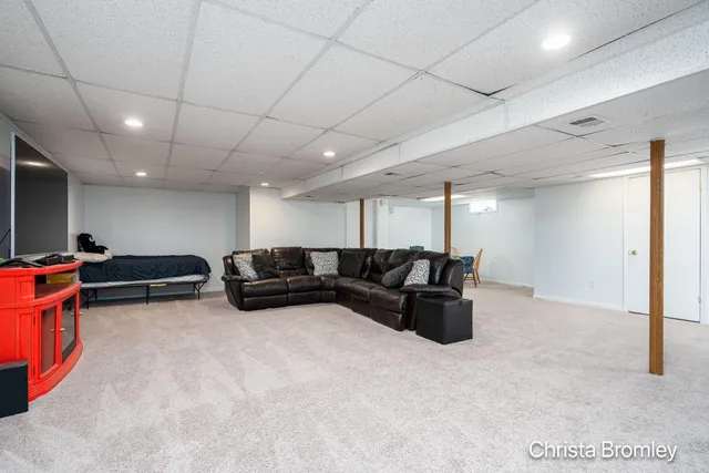 $559,900 | 12740 Triple Oak Drive Northeast, Lowell, MI 49331