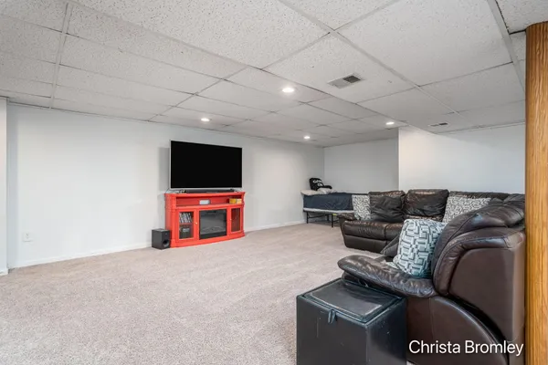 $519,900 | 12740 Triple Oak Drive Northeast, Lowell, MI 49331