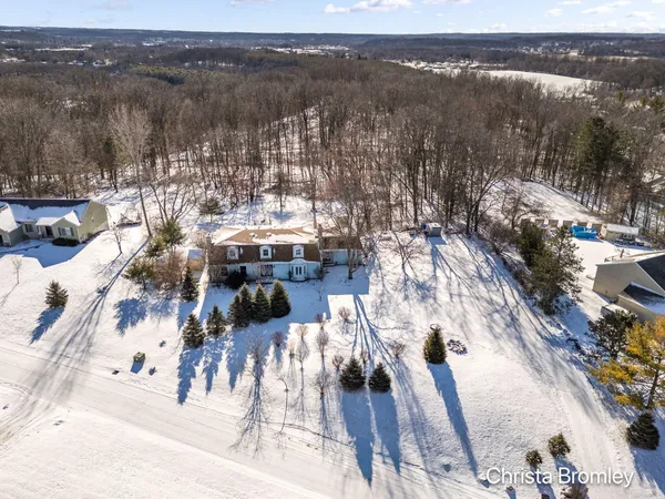 $519,900 | 12740 Triple Oak Drive Northeast, Lowell, MI 49331