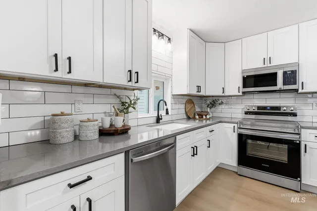 $339,000 | 2314 Hillcrest Lane, Caldwell, ID 83605