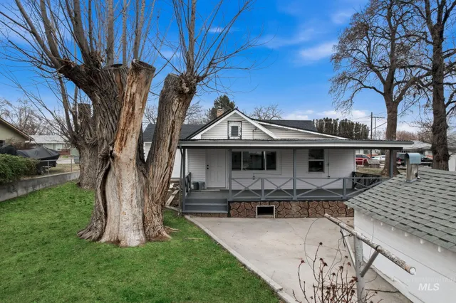 $339,000 | 2314 Hillcrest Lane, Caldwell, ID 83605