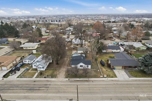 $339,000 | 2314 Hillcrest Lane, Caldwell, ID 83605