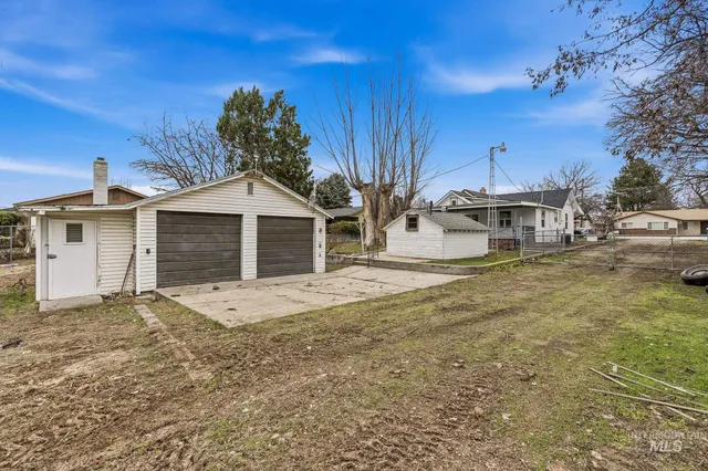 $339,000 | 2314 Hillcrest Lane, Caldwell, ID 83605