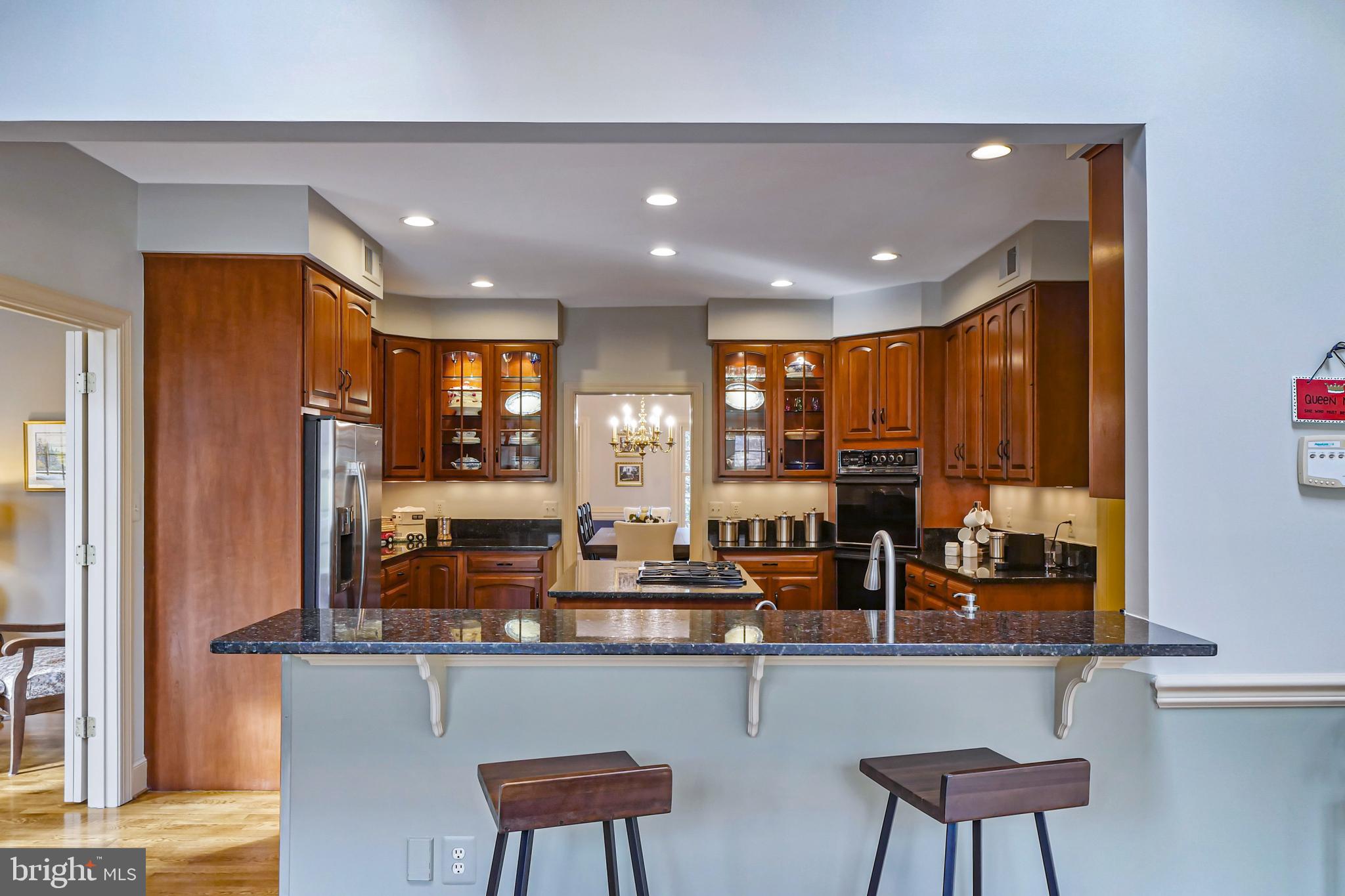 7407 Willowbrook Road Fairfax Station, VA 22039 - Photo 9 of 55 Updated kitchen w/breakfast bar