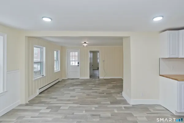 $2,850 | 47 Maple Avenue, Enfield, CT 06082