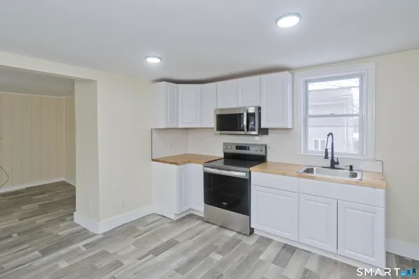 $2,850 | 47 Maple Avenue, Enfield, CT 06082