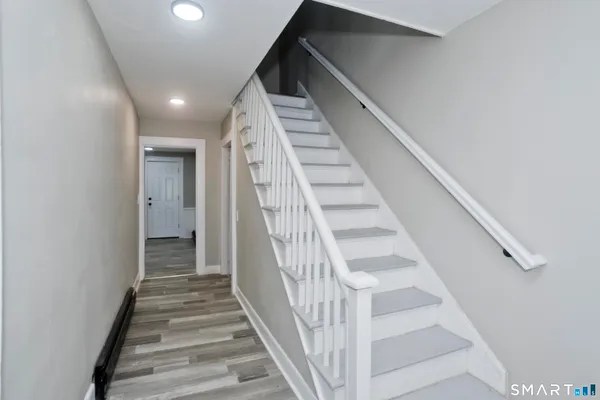 $2,850 | 47 Maple Avenue, Enfield, CT 06082