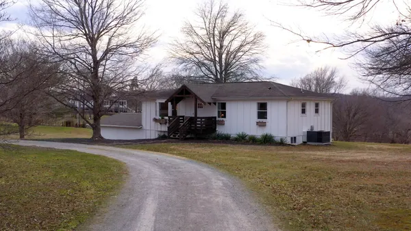 $2,995 | 2615 Baugh Road, Thompson's Station, TN 37179