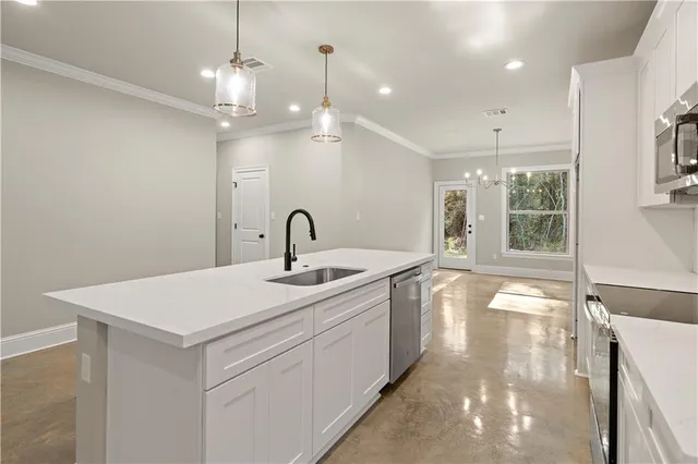 $319,900 | 623 Beaulieux Street, Mandeville, LA 70448