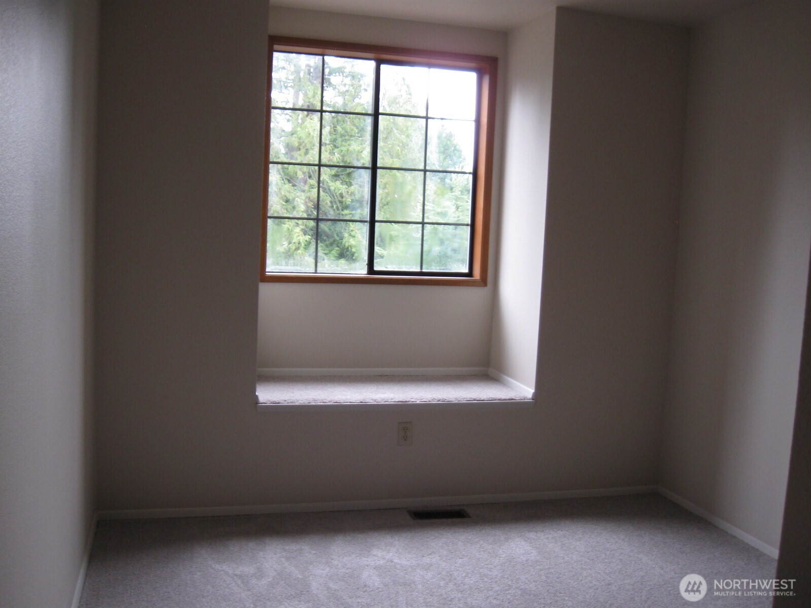 8428 Northeast 178th Street Bothell, WA 98011 - Photo 18 of 23