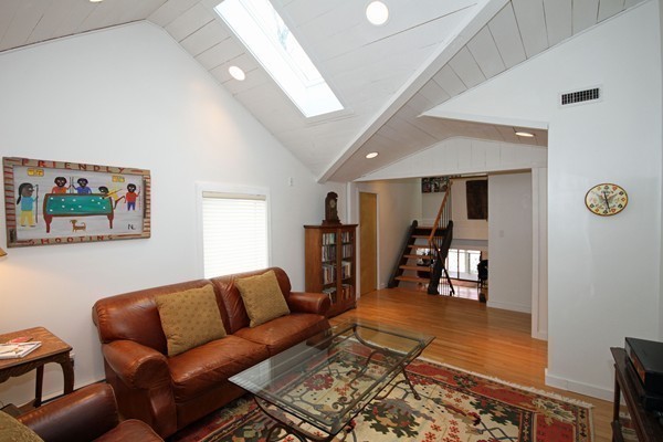81 Croton Street Wellesley, MA 02481 - Photo 13 of 30