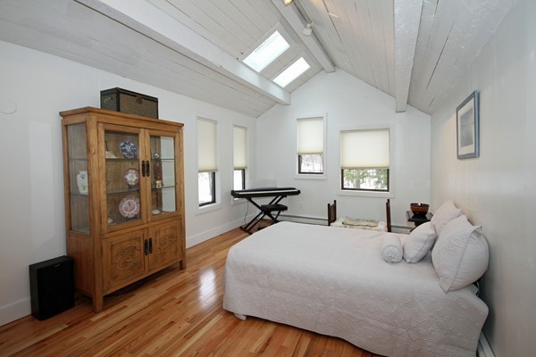 81 Croton Street Wellesley, MA 02481 - Photo 16 of 30