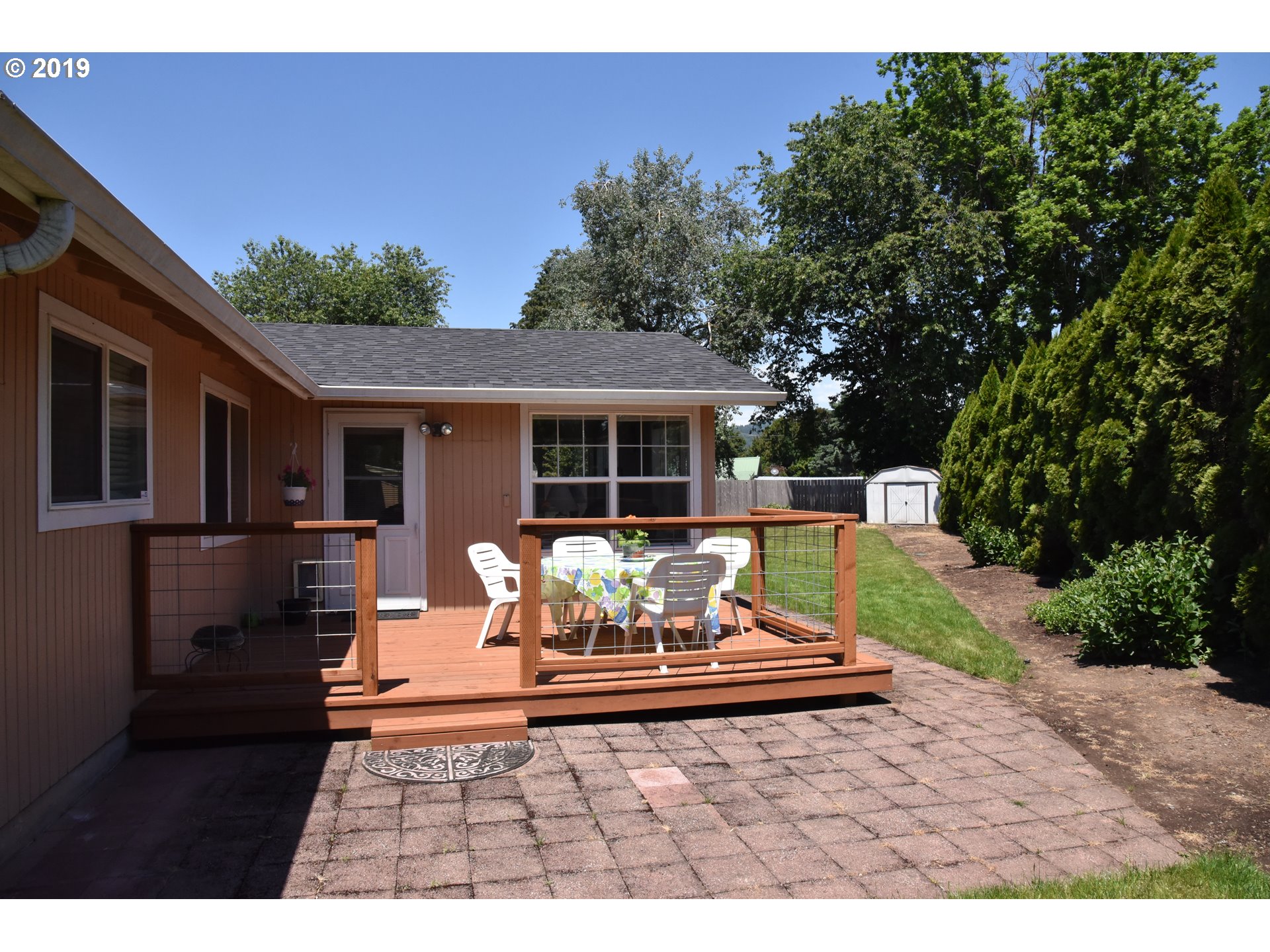 621 V Street Springfield, OR 97477 - Photo 18 of 21