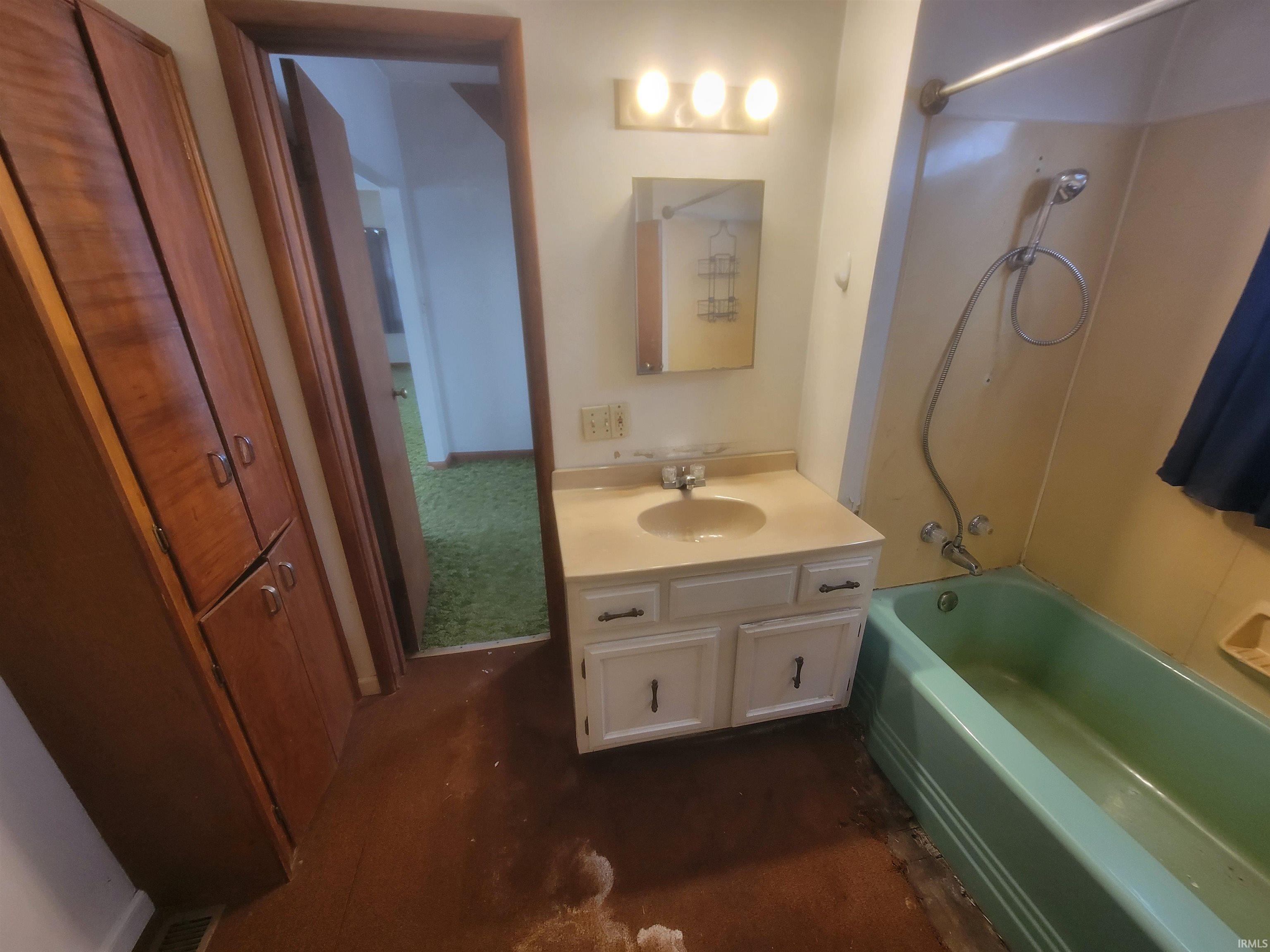 8720 East 50 North Portland, IN 47371 - Photo 14 of 27