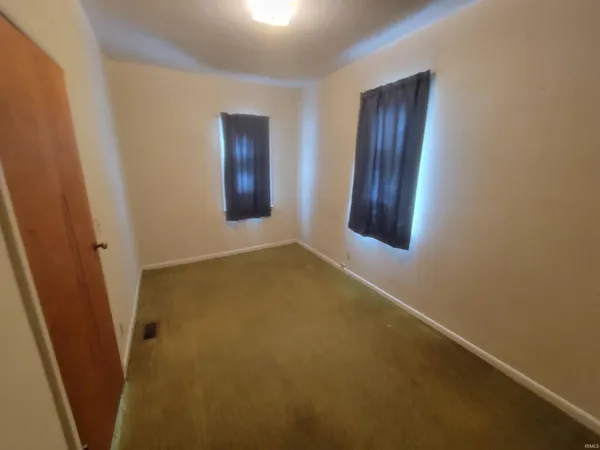 $163,000 | 8720 East 50 North, Portland, IN 47371