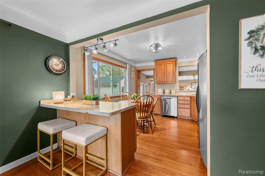 13321 Rosedale Street Southgate, MI 48195 - Photo 8 of 38