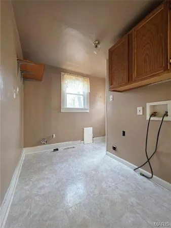 $159,500 | 817 Kay Drive, Fulton, MO 65251