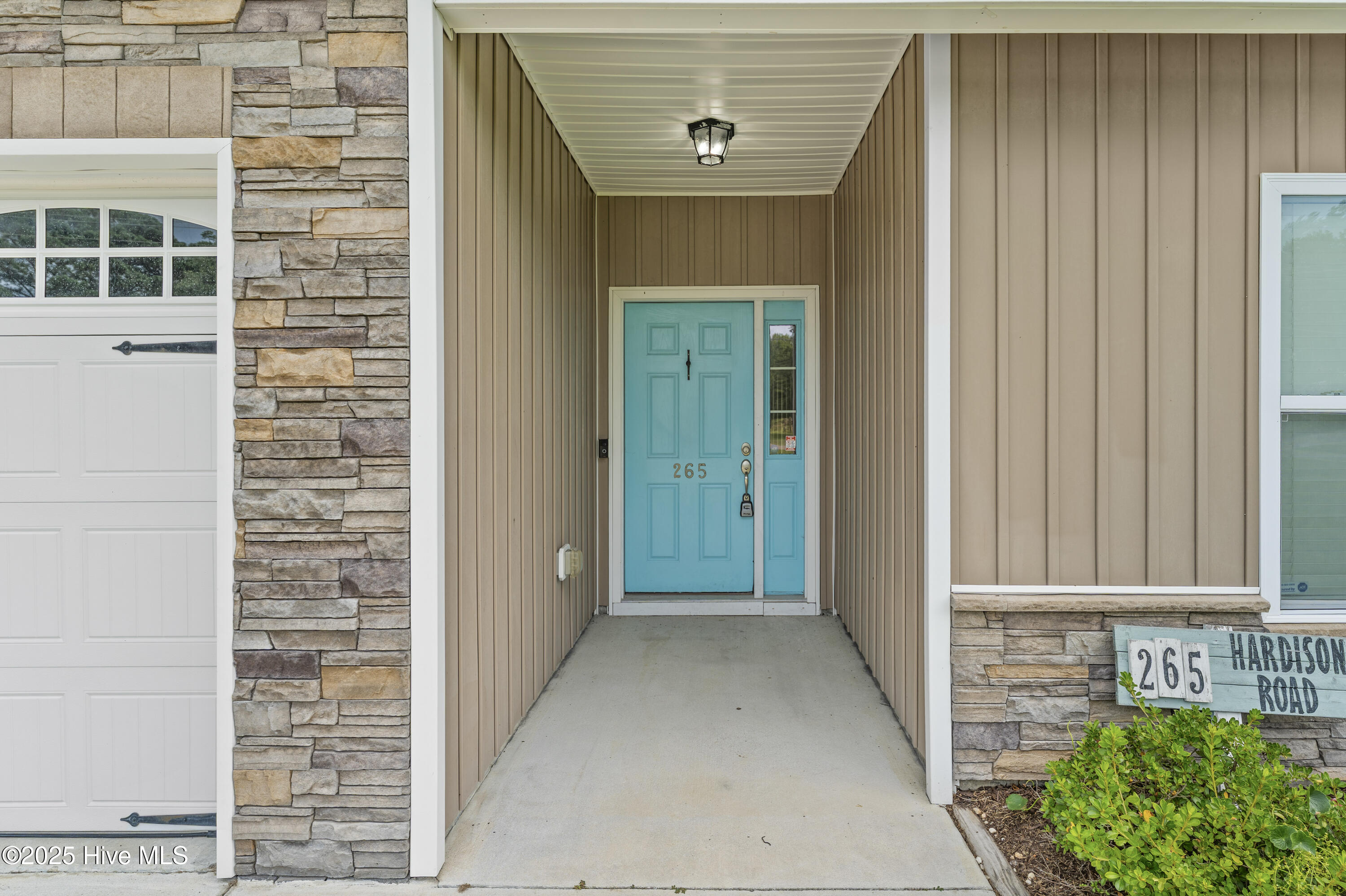 265 Hardison Road Holly Ridge, NC 28445 - Photo 3 of 51 12-DSC09935