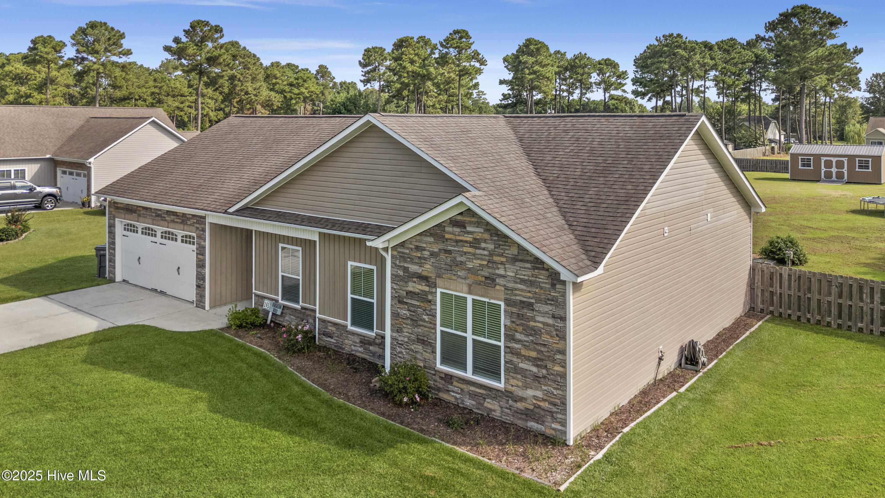 265 Hardison Road Holly Ridge, NC 28445 - Photo 43 of 51 62-DJI_20250907101642_0081_D