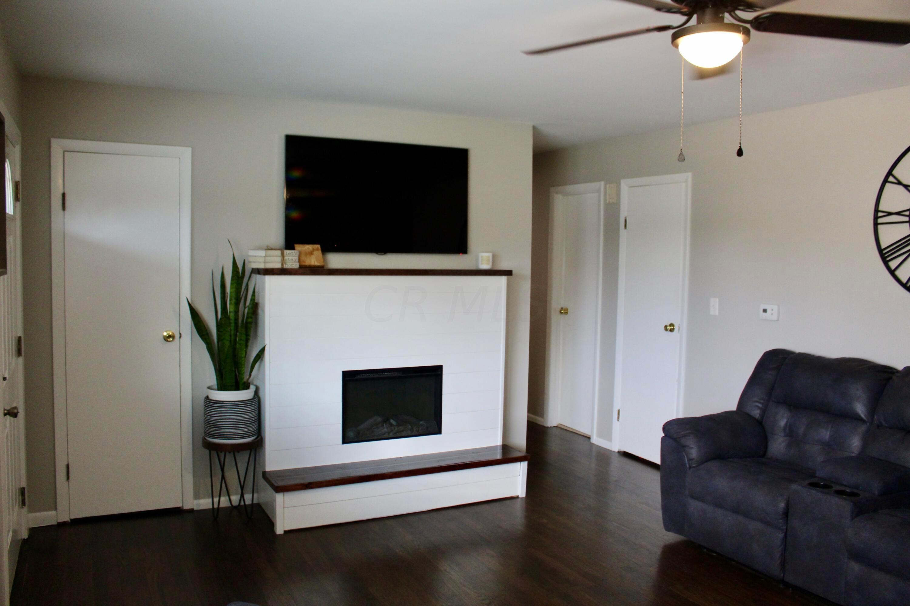 151 Fieldpoint Road Heath, OH 43056 - Photo 4 of 14 living room fireplace