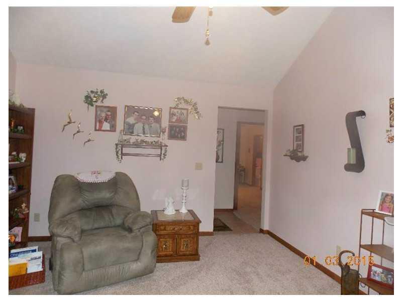 5556 Fox Ridge Drive, Unit 5556 Springfield, OH 45503 - Photo 7 of 24