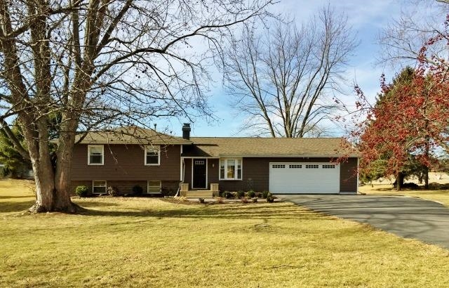 26 Sager Road Valparaiso, IN 46383 - Photo 2 of 10 640x410