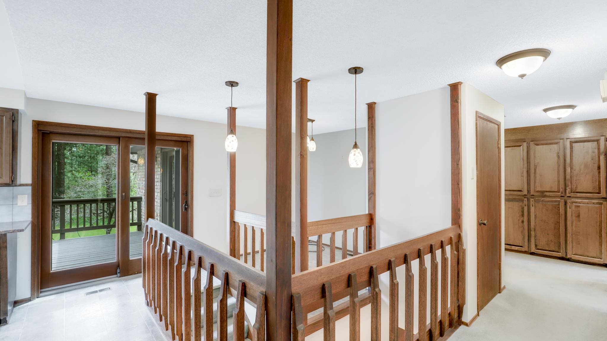 8115 South Ramona Road Spokane, WA 99224 - Photo 12 of 50
