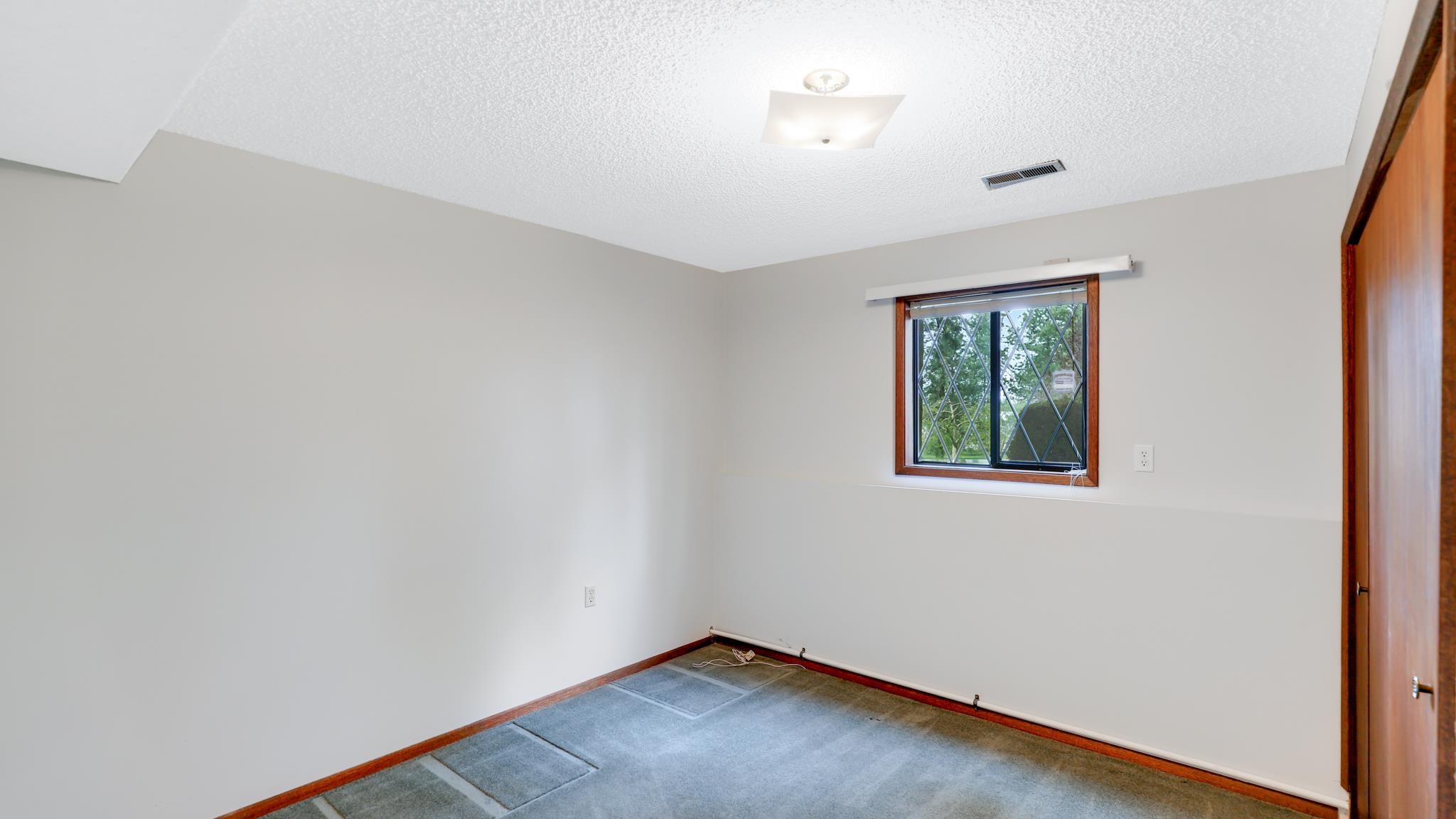8115 South Ramona Road Spokane, WA 99224 - Photo 17 of 50