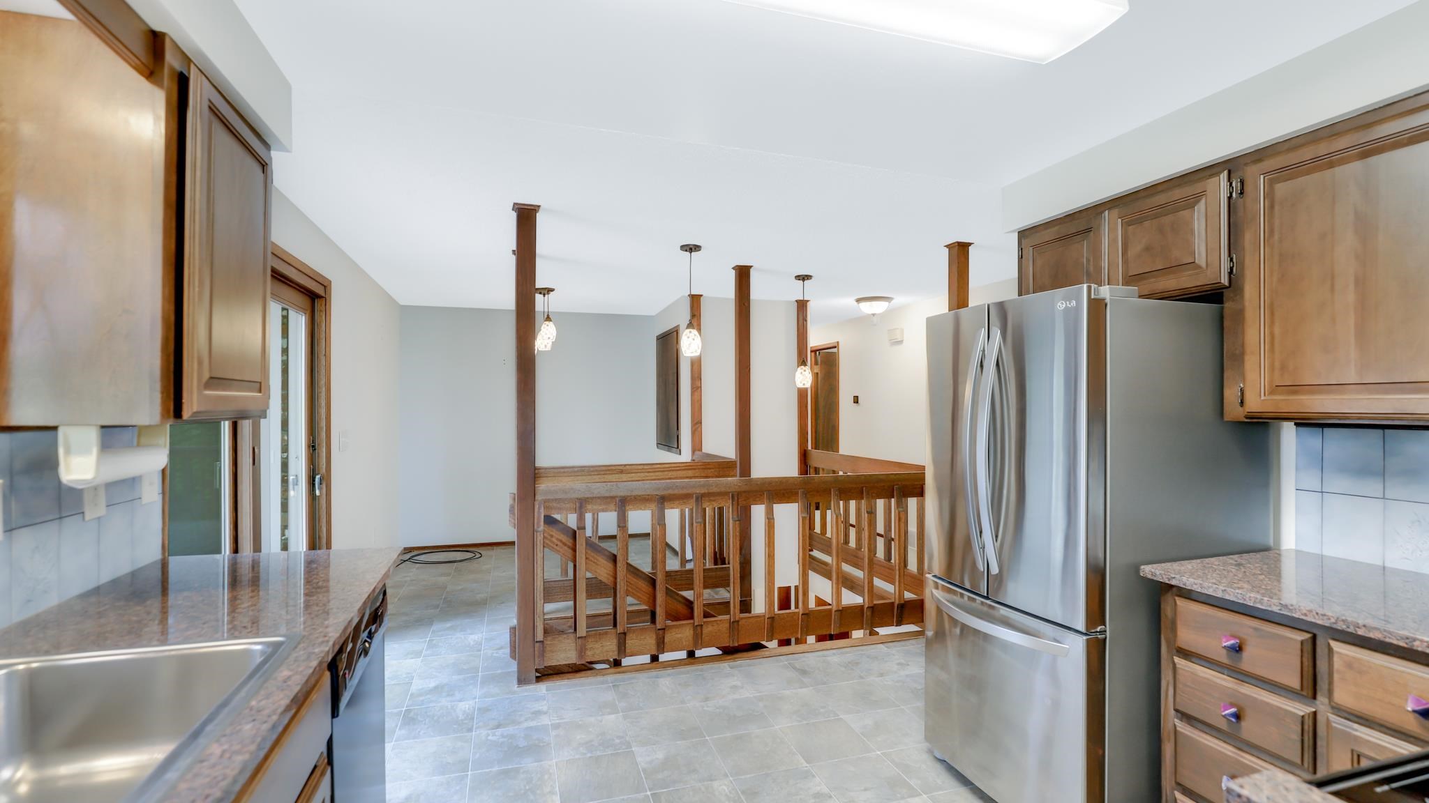 8115 South Ramona Road Spokane, WA 99224 - Photo 8 of 50
