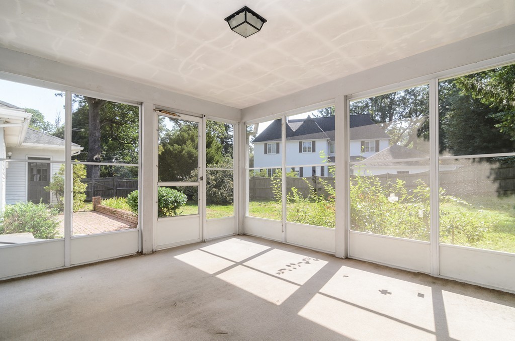 2 Lowell Road Wellesley, MA 02481 - Photo 8 of 20