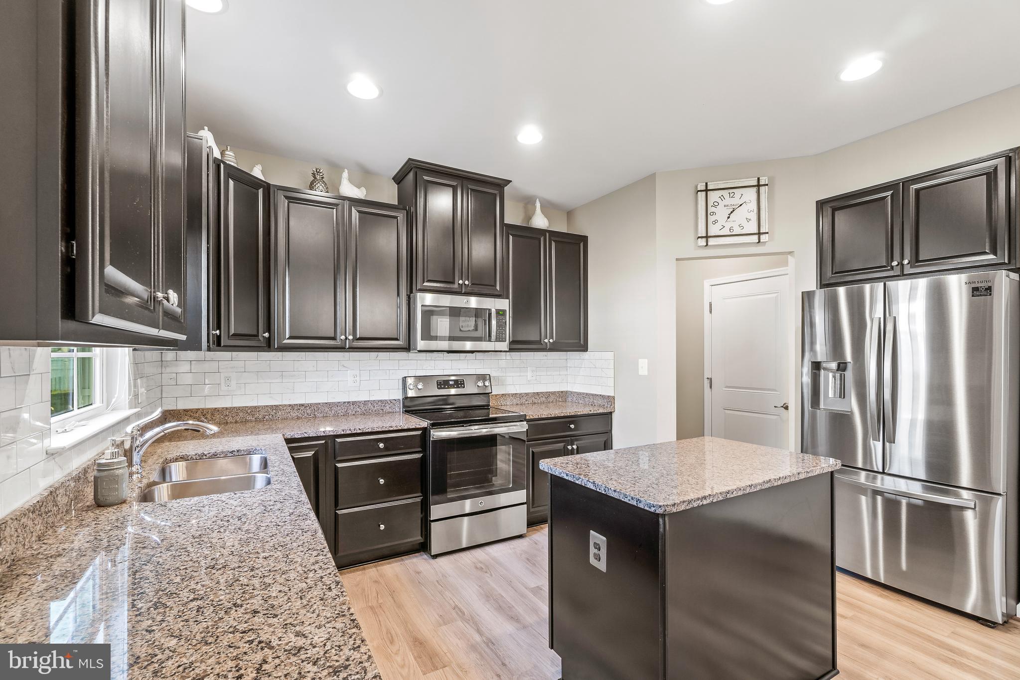 9513 Fall Haven Road Fredericksburg, VA 22407 - Photo 5 of 25 Gallery Image 5