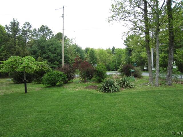 167 Chestnut Ridge Road Dingmans Ferry, PA 18328 - Photo 8 of 48 Gallery Image 8