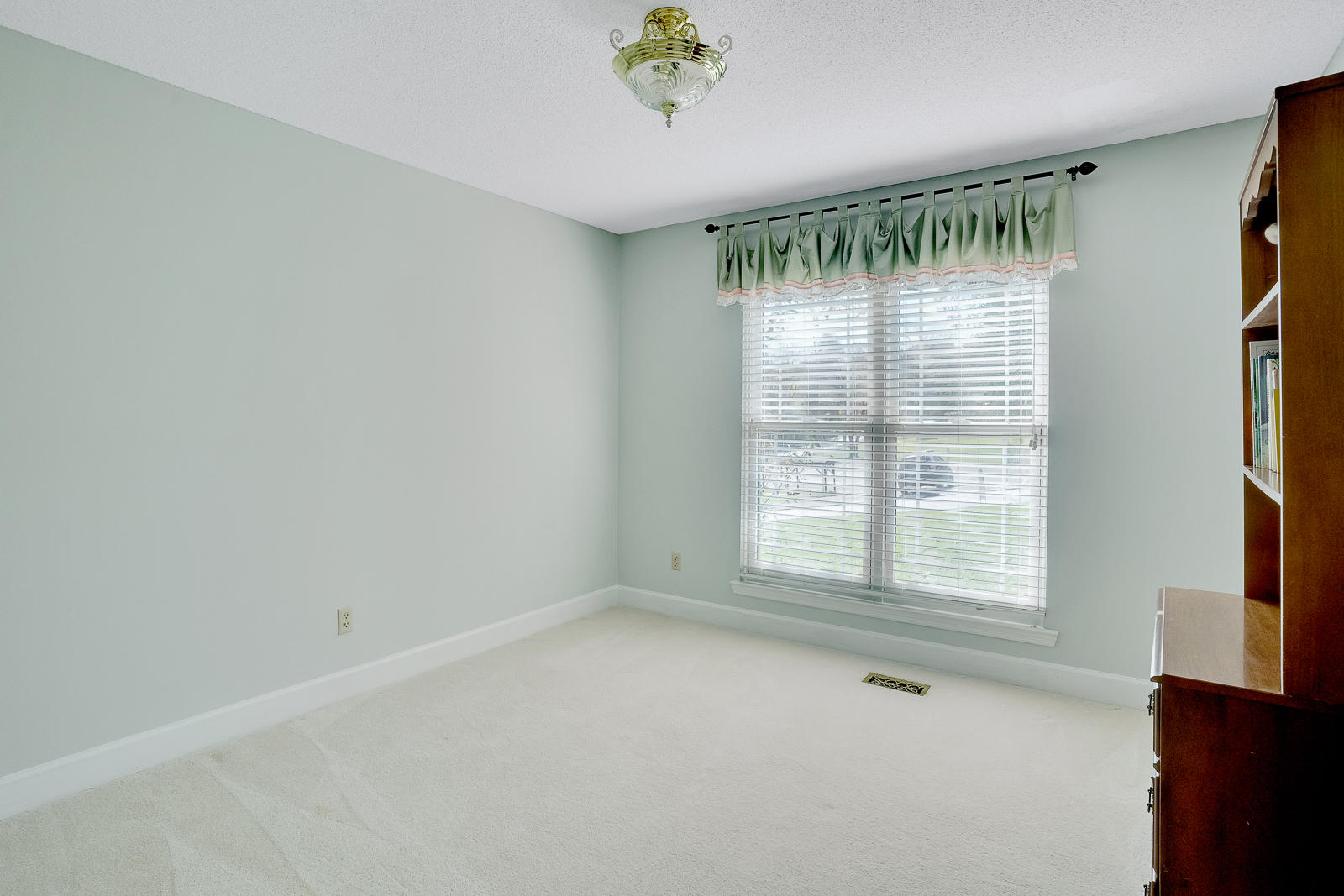 1837 River Chase Road Hixson, TN 37343 - Photo 22 of 38 1837-River-Chase-Rd-Updated-Photos-2