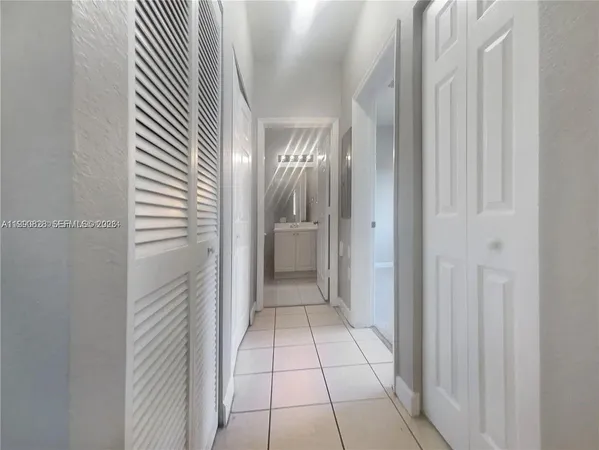 $2,000 | 2730 Northeast 4th Street, Unit 205, Homestead, FL 33033