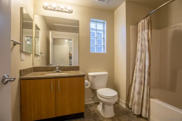 $3,400 | 1400 Broadway, Unit 1206, San Diego, CA 92101