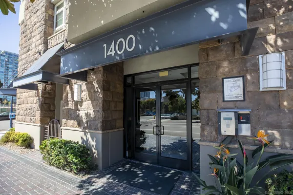 $3,400 | 1400 Broadway, Unit 1206, San Diego, CA 92101