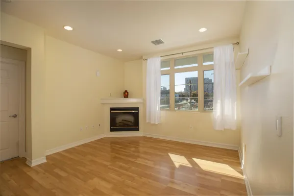$3,400 | 1400 Broadway, Unit 1206, San Diego, CA 92101
