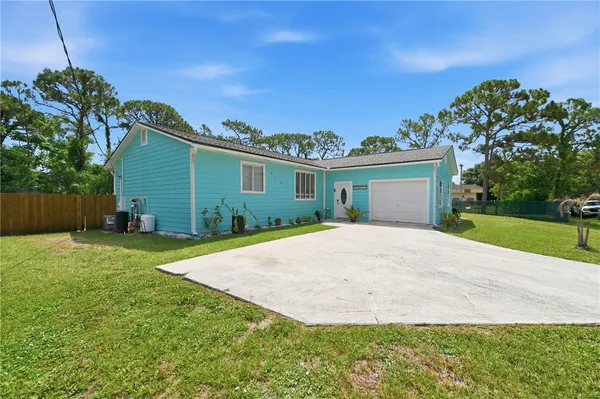 $379,000 | 4251 Southeast Dixie Ross Street, Stuart, FL 34997