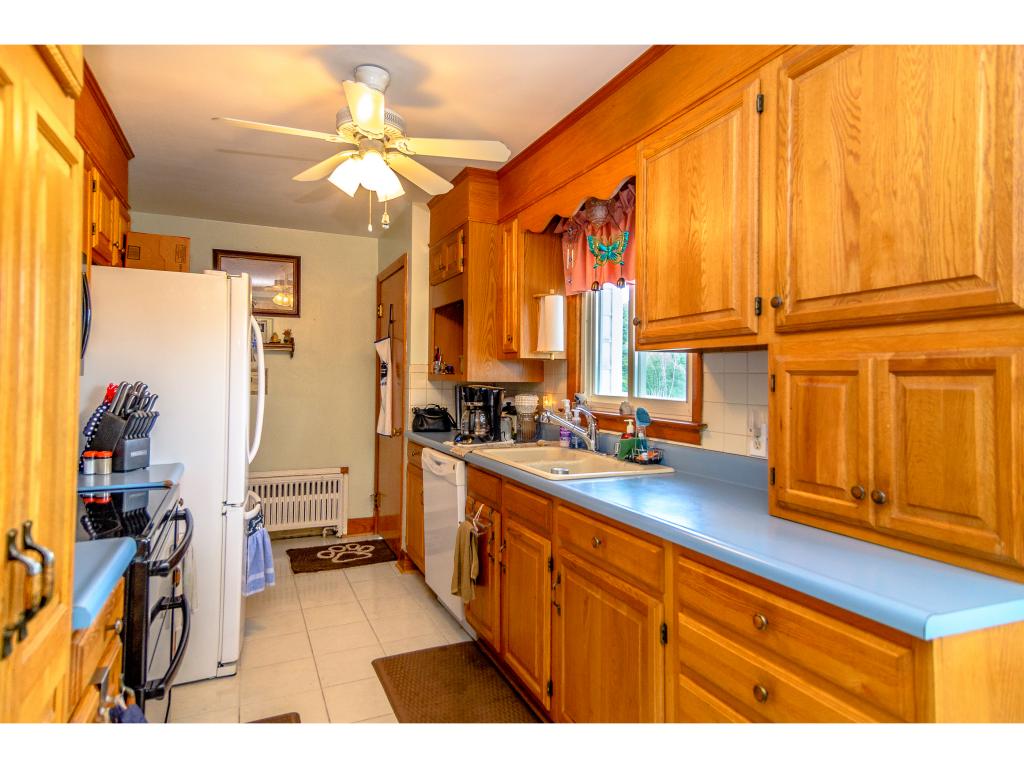 133 Rochester Hill Road Rochester, NH 03867 - Photo 5 of 20
